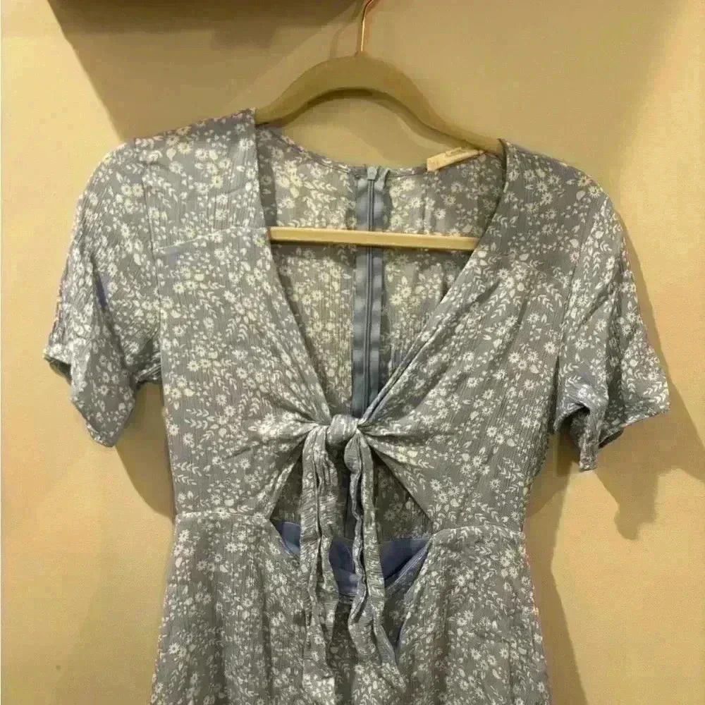 LA Hearts Ditsy Floral Dress - Picture 4 of 5